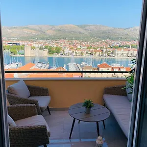 https://mentha-apartment-trogir.splithotels.org
